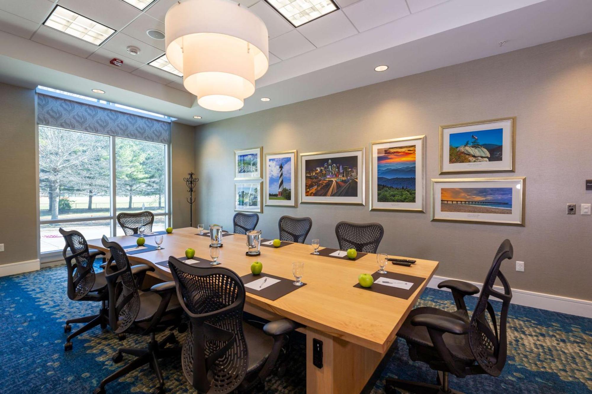 Hilton Garden Inn Asheville Downtown Екстер'єр фото