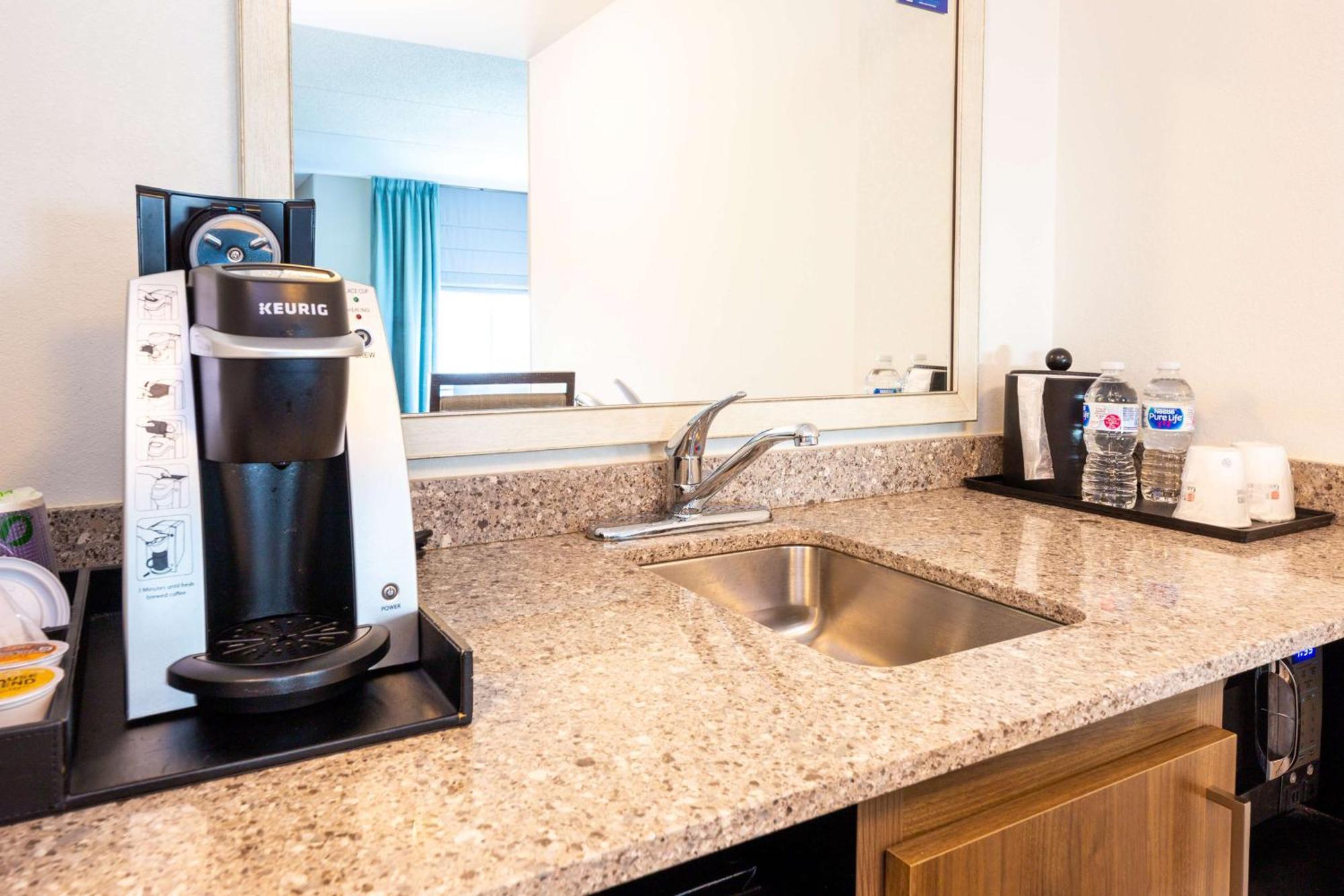 Hilton Garden Inn Asheville Downtown Екстер'єр фото